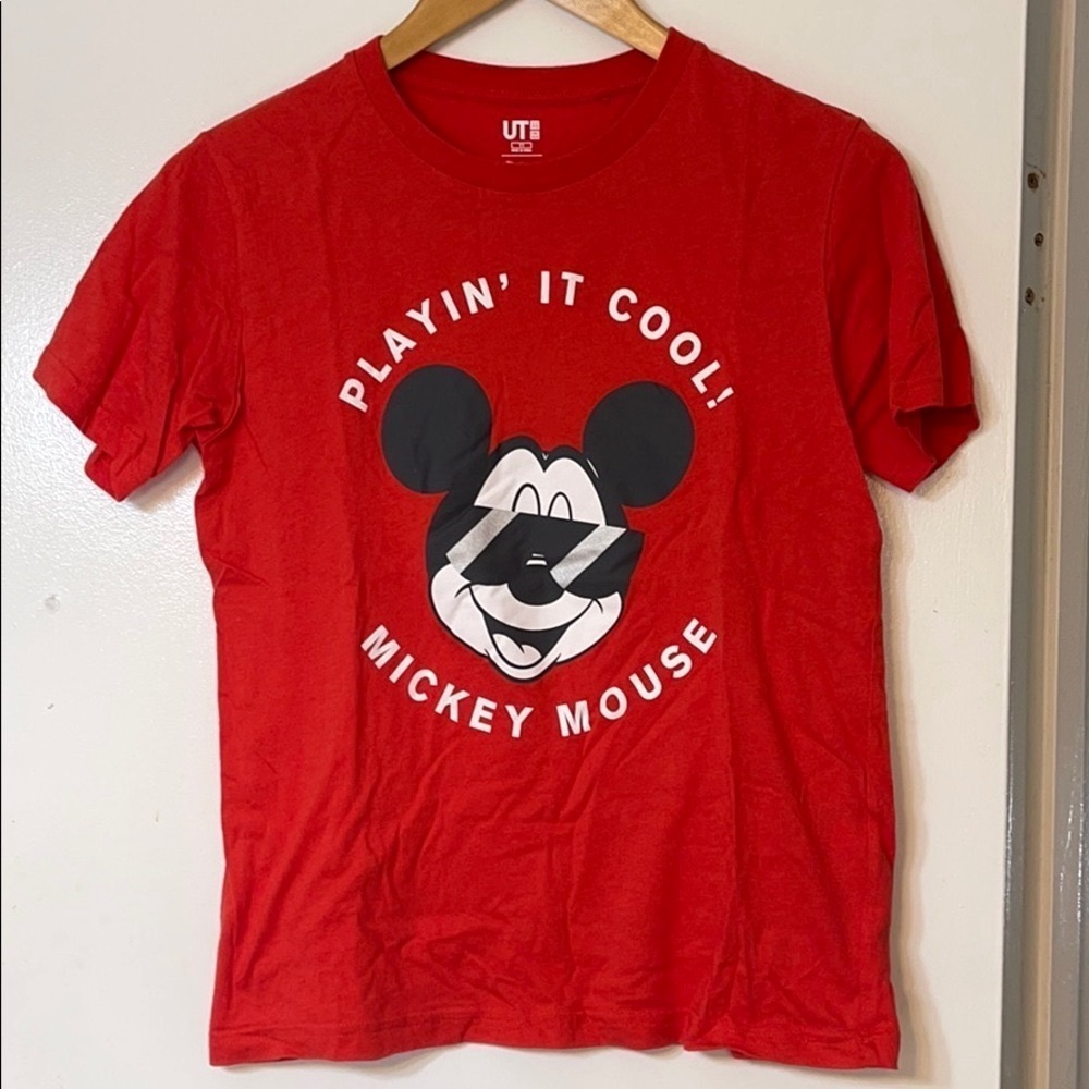 NWOT Uniqlo Disney Mickey Mouse Kids Tshirt